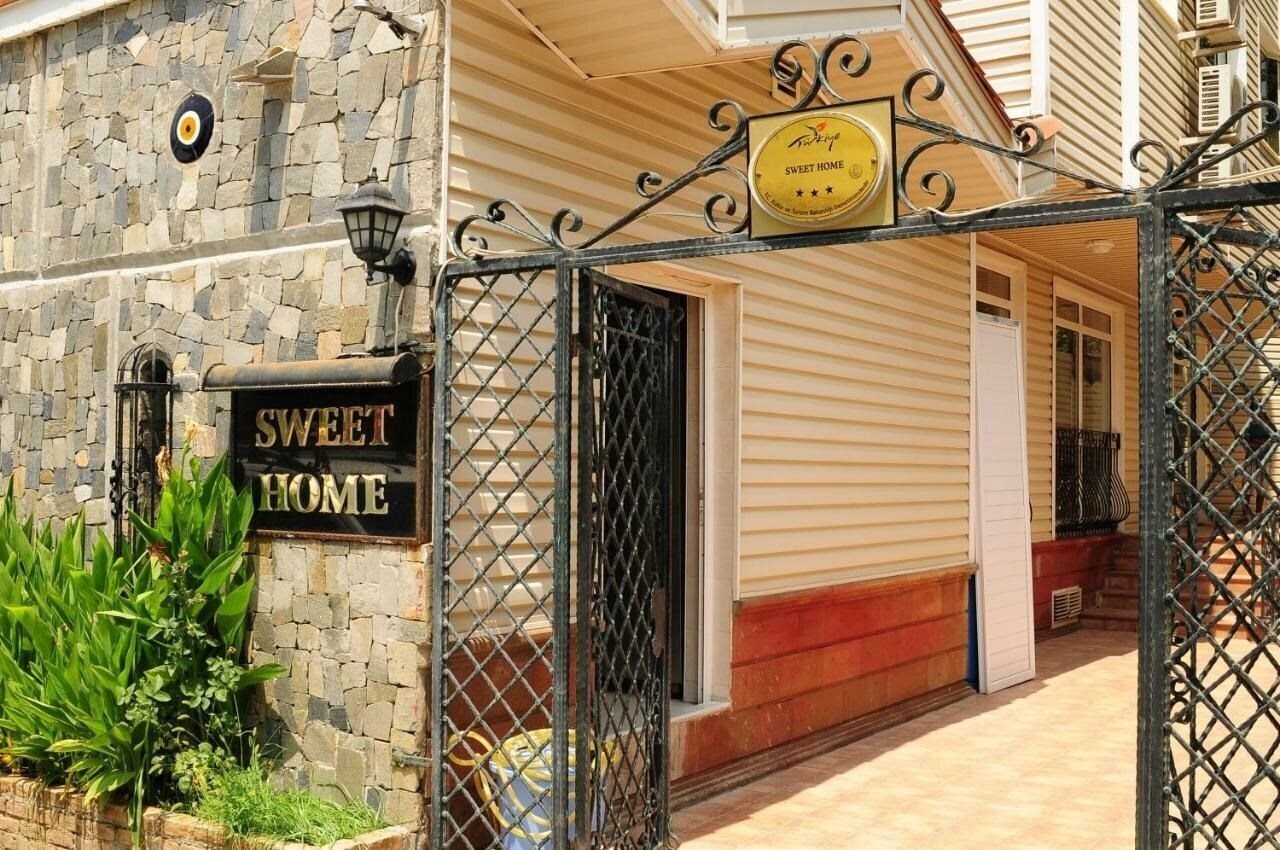 Hotel Sweethome Boutique Hotel 3*