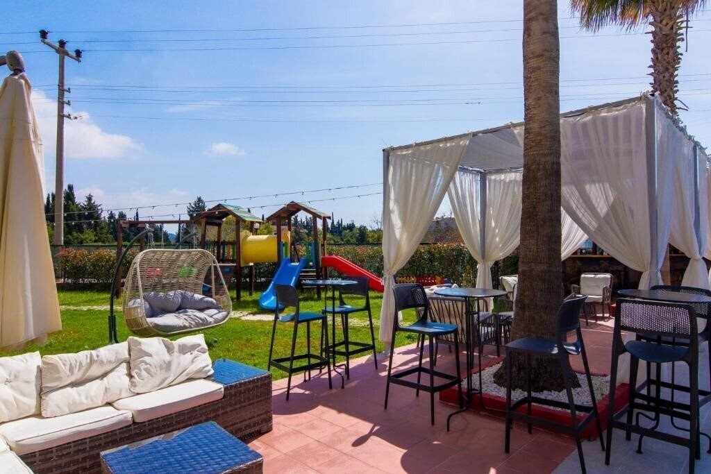 Zdjęcie New Garden Apart Hotel 3*