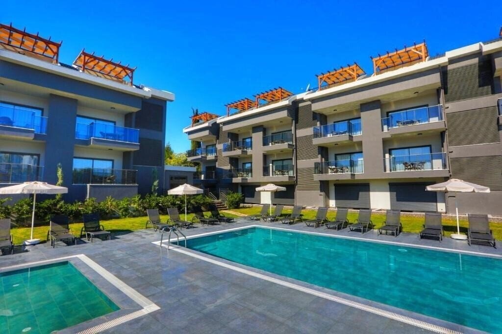 Готель A Suite Side 3*