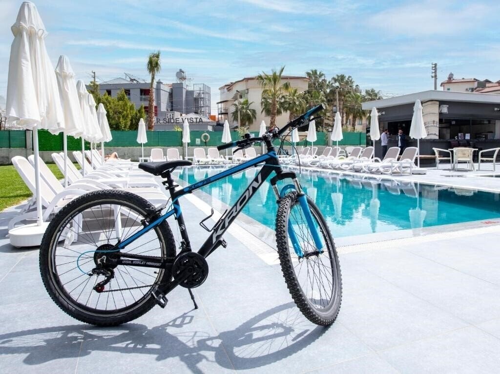 Фотографія A Suite Side 3*