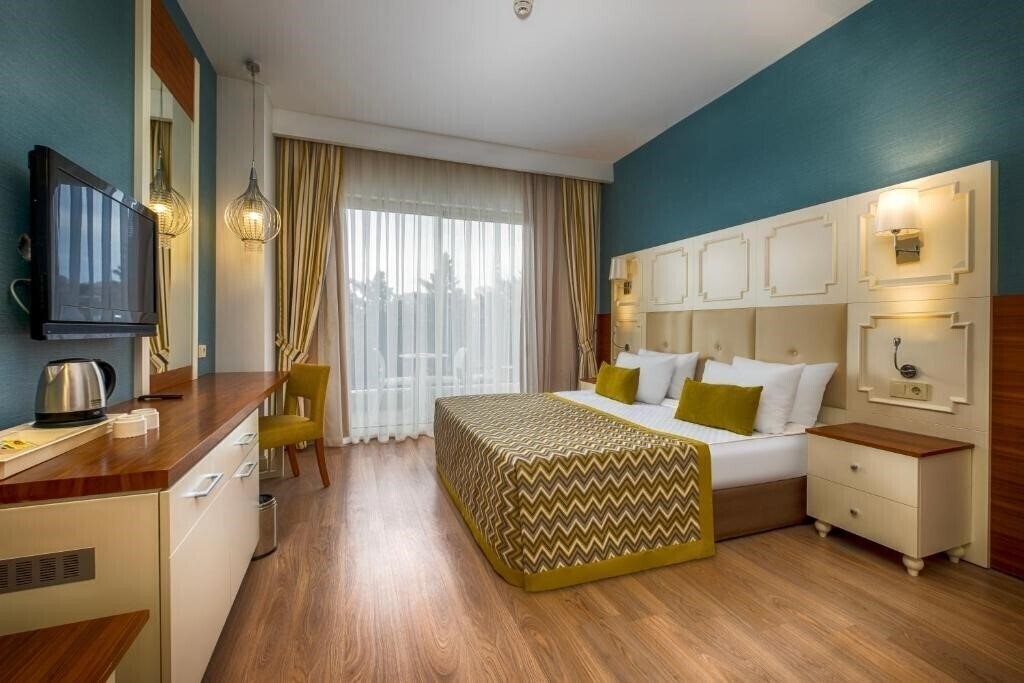 Obraz Well Palace Side (ex. Side Crown Charm Palace Hotel) 5*