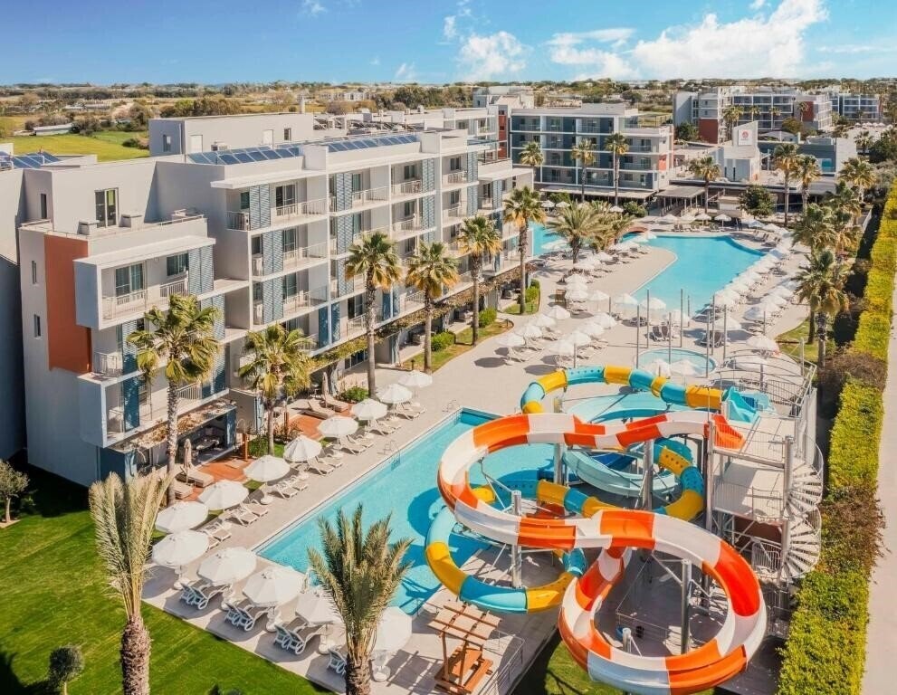 Hotel Barut Goia (ex. Barut Sunwing Side Beach) 4*