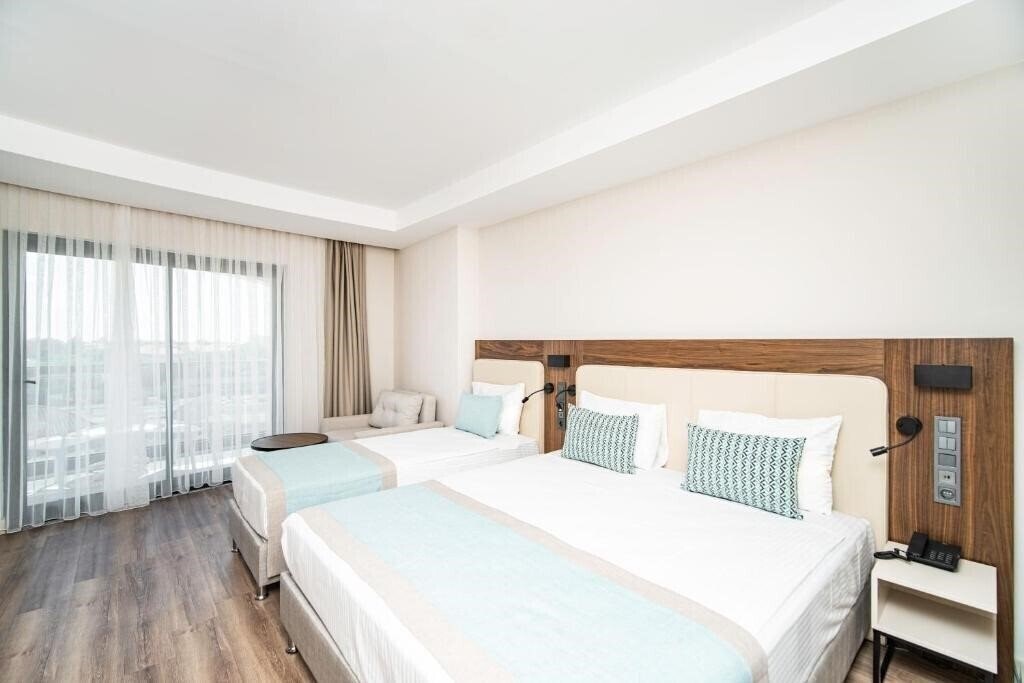 Фотографія Side Moon Palace 5*