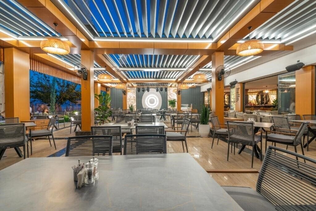 Zdjęcie Simus Beach Hotel 2*