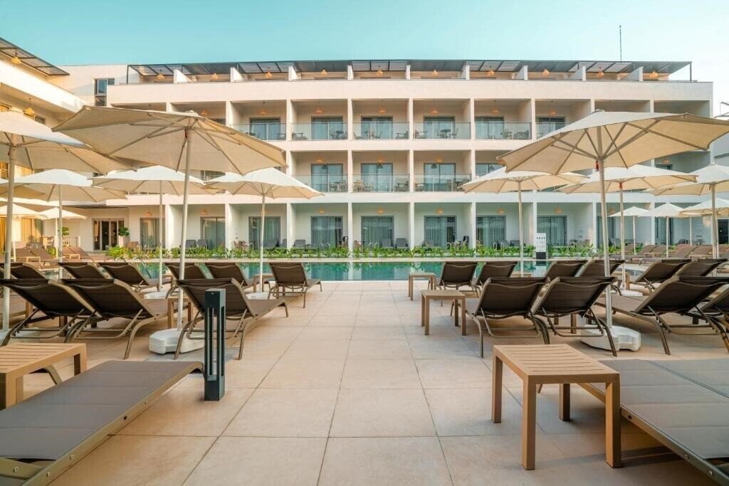 Zdjęcie Victoria Princess Hotel 4*