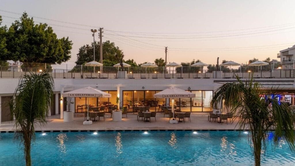 Zdjęcie Prive Suite Side & SPA 3*