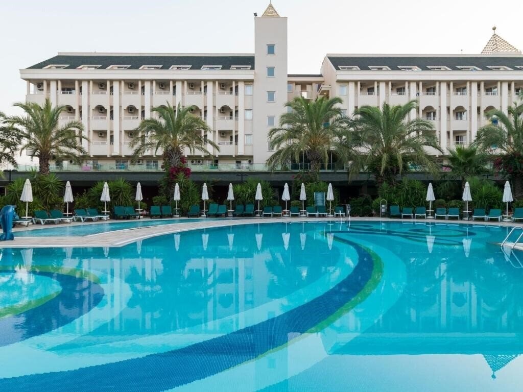 Hotel Calimera Hane Garden 5*