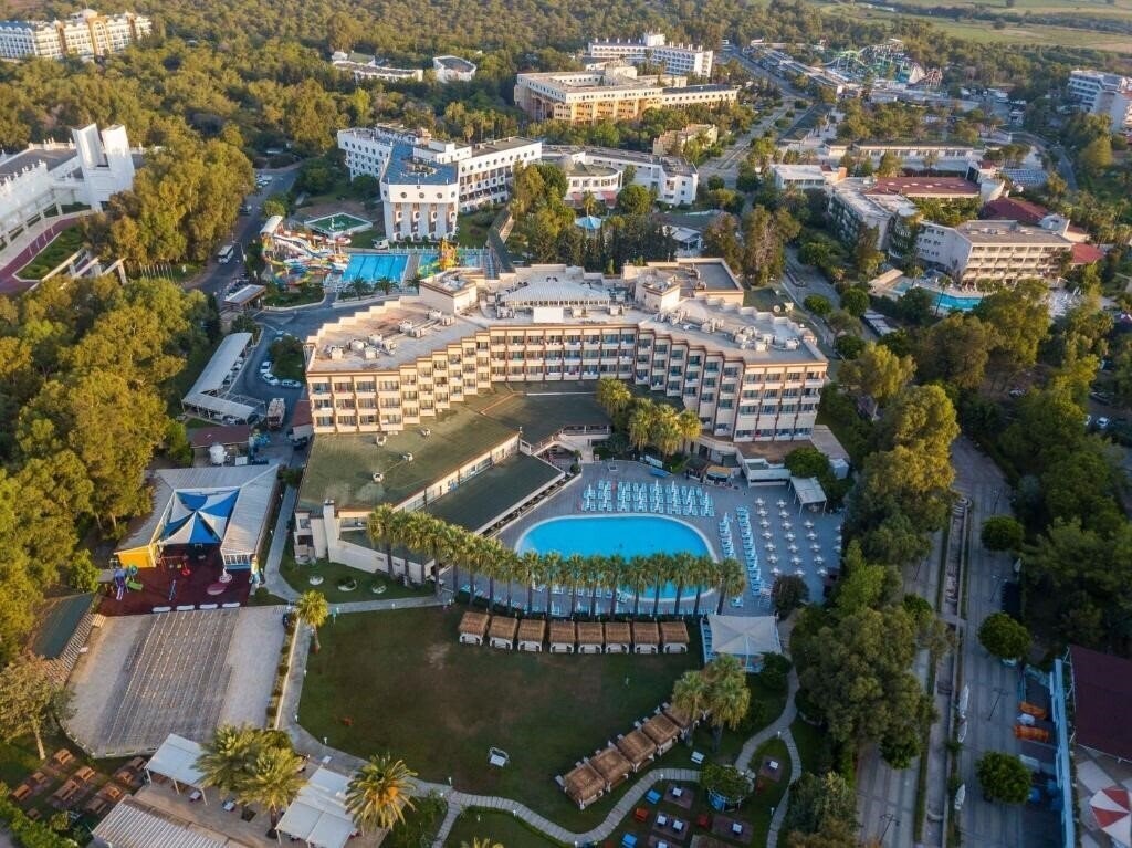 Hotel Euphoria Excelsior Hotel 4*