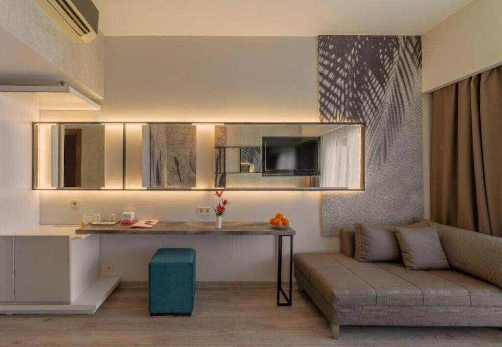 Zdjęcie Club Hotel Turan Prince World 5*