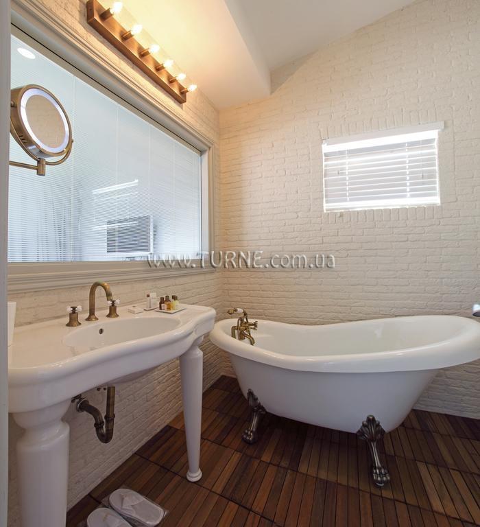 Изображение Louis Luxury Suite Appartements 4*