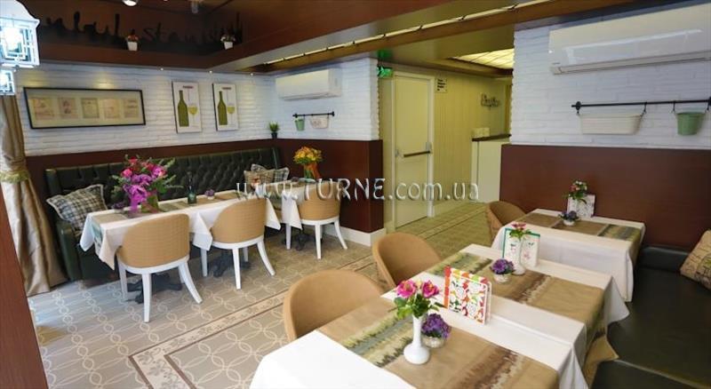 Obraz Justinn Hotel 4*