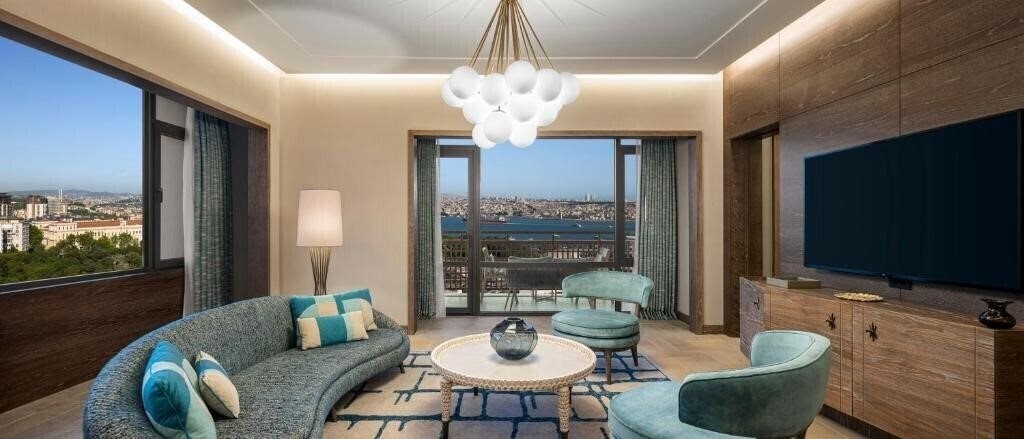 Фото Hilton Istanbul Bosphorus 5*