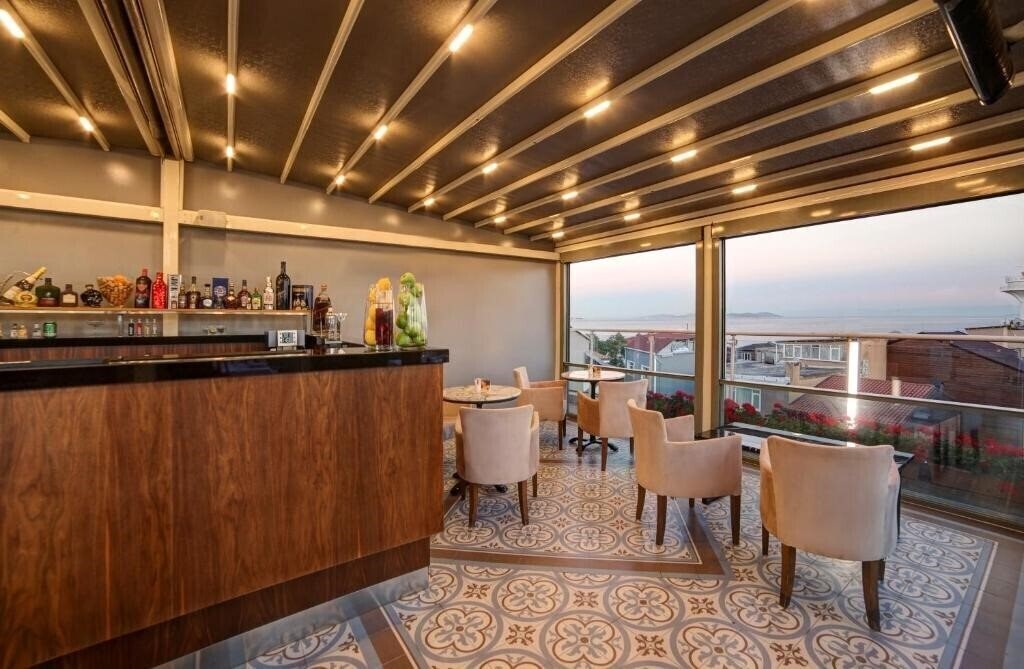 Zdjęcie Almina Hotel 4*