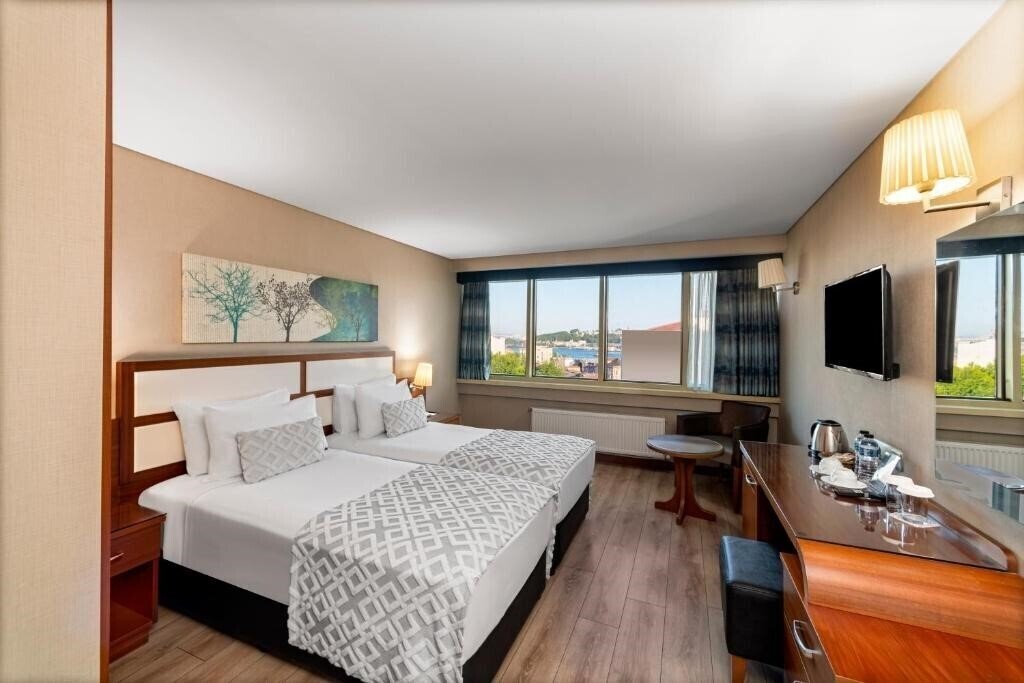 Фото Golden City Hotel Istanbul (ex. Golden City Hotel, Istanbul Golden City Hotel) 4*