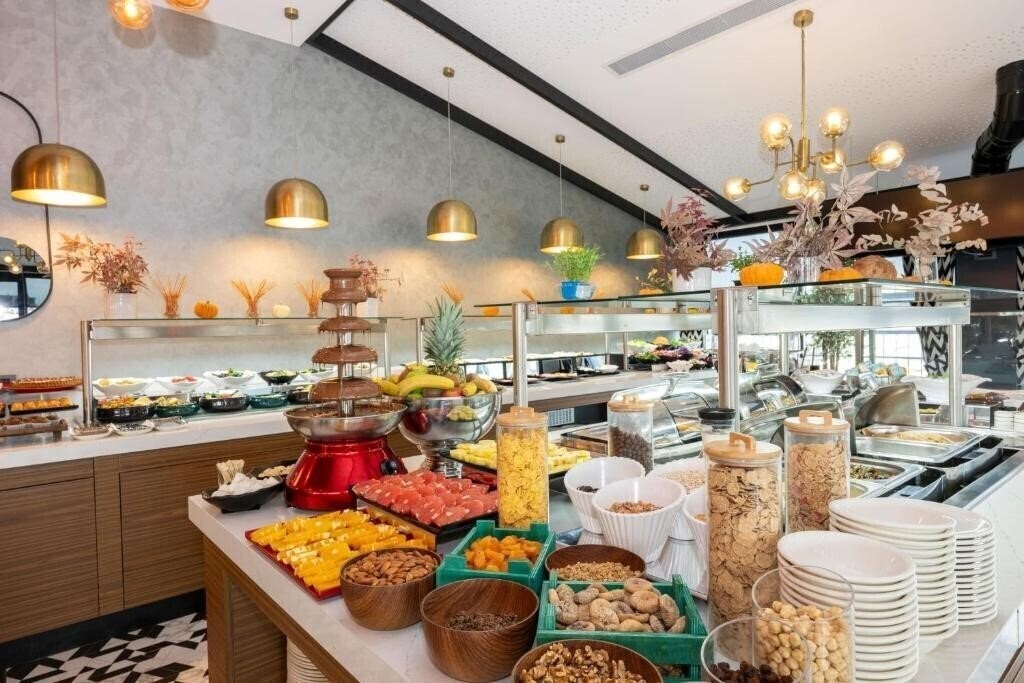 Zdjęcie Ramada Encore by Wyndham Istanbul Sisli 4*