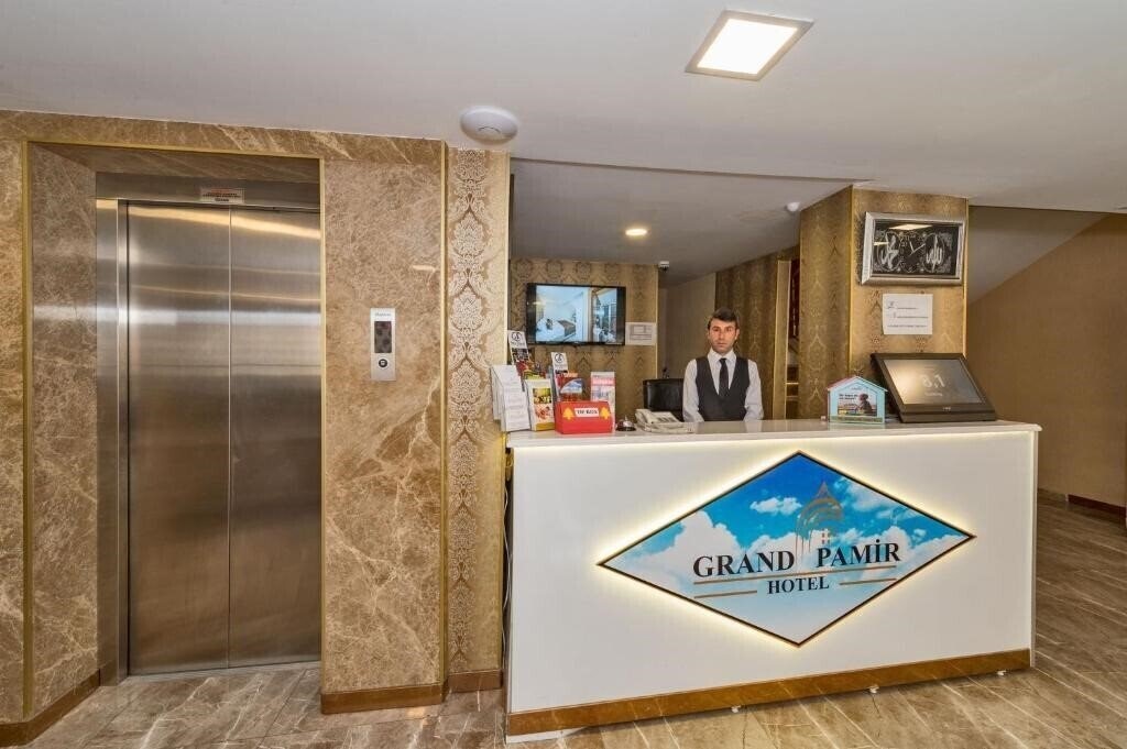 Obraz Grand Pamir Hotel 3*