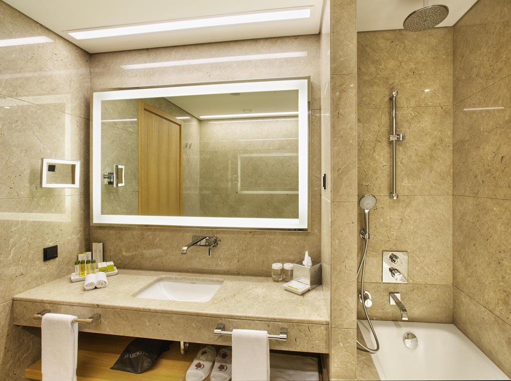 Зображення Doubletree By Hilton Avcilar 5*