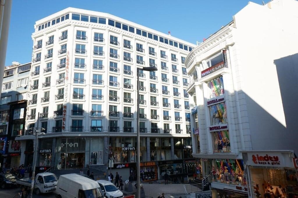 Отель Ilkbal Deluxe Hotel 4*