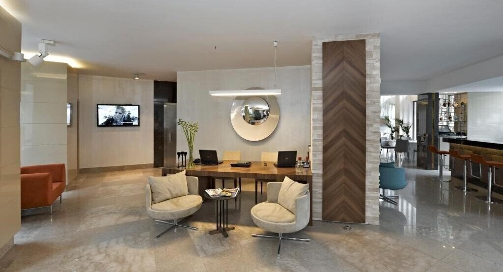 Zdjęcie Ramada Istanbul Grand Bazaar 4*