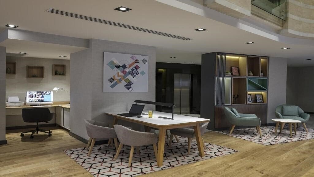 Изображение Holiday Inn Istanbul Old City by IHG (ex. Senator, Best Western Premier Senator Hotel) 4*