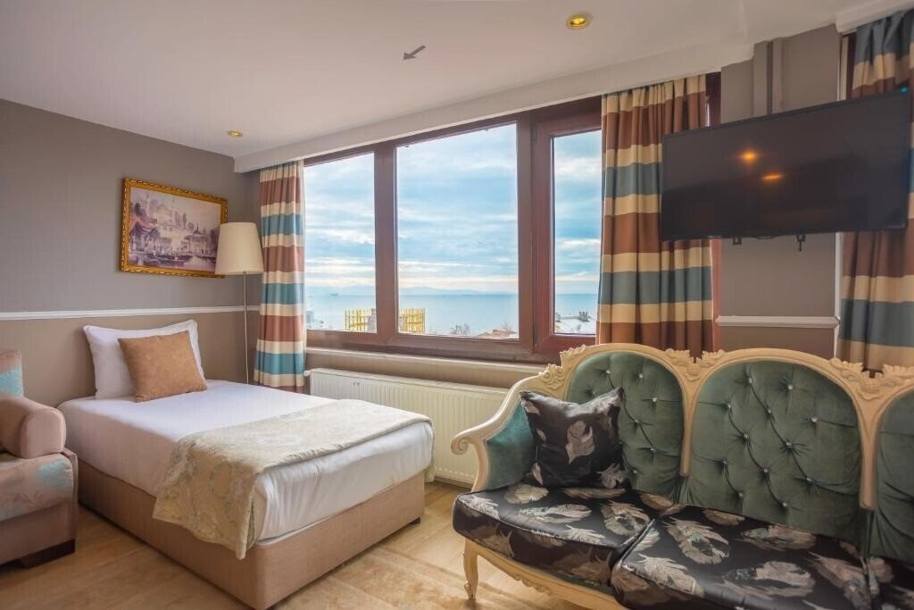 Obraz Hotel Tashkonak Istanbul 3*