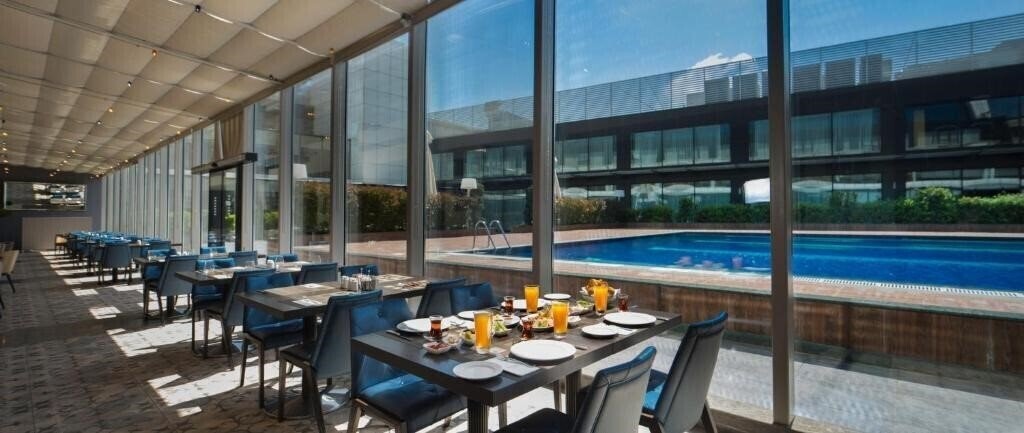 Zdjęcie Titanic Business Hotel Europe 5*