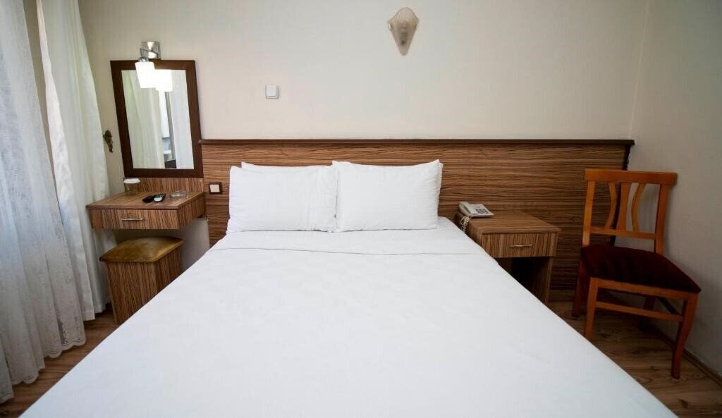 Фотография Hotel Buyuk Hamit 4*