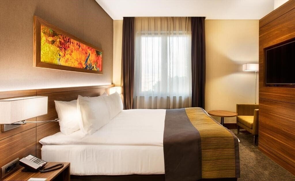 Фотография Holiday Inn Istanbul Kadikoy 4*