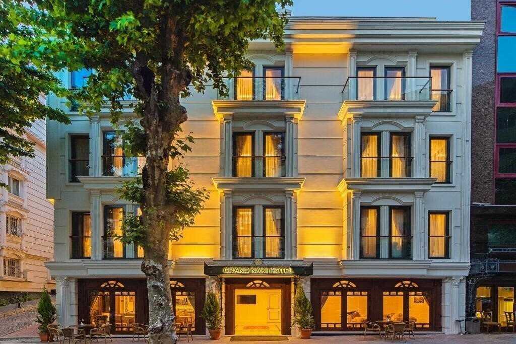 Zdjęcia Grand Naki Hotel 3*