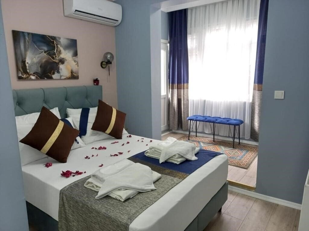 Готель Emirhan Inn Apartment 3*