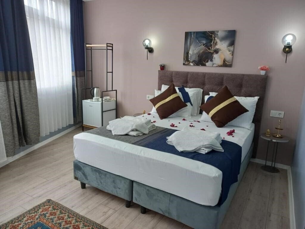 Фотографія Emirhan Inn Apartment 3*