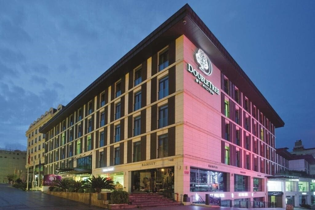 Hotel Double Tree By Hilton Hotel Istanbul-Old Town 5*