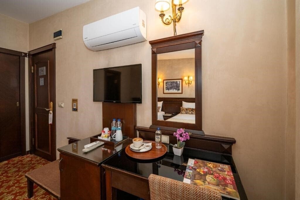 Hotel Pera Rose Hotel (ex. Pera Rose Boutique, Rose by Molton Hotels) 4*