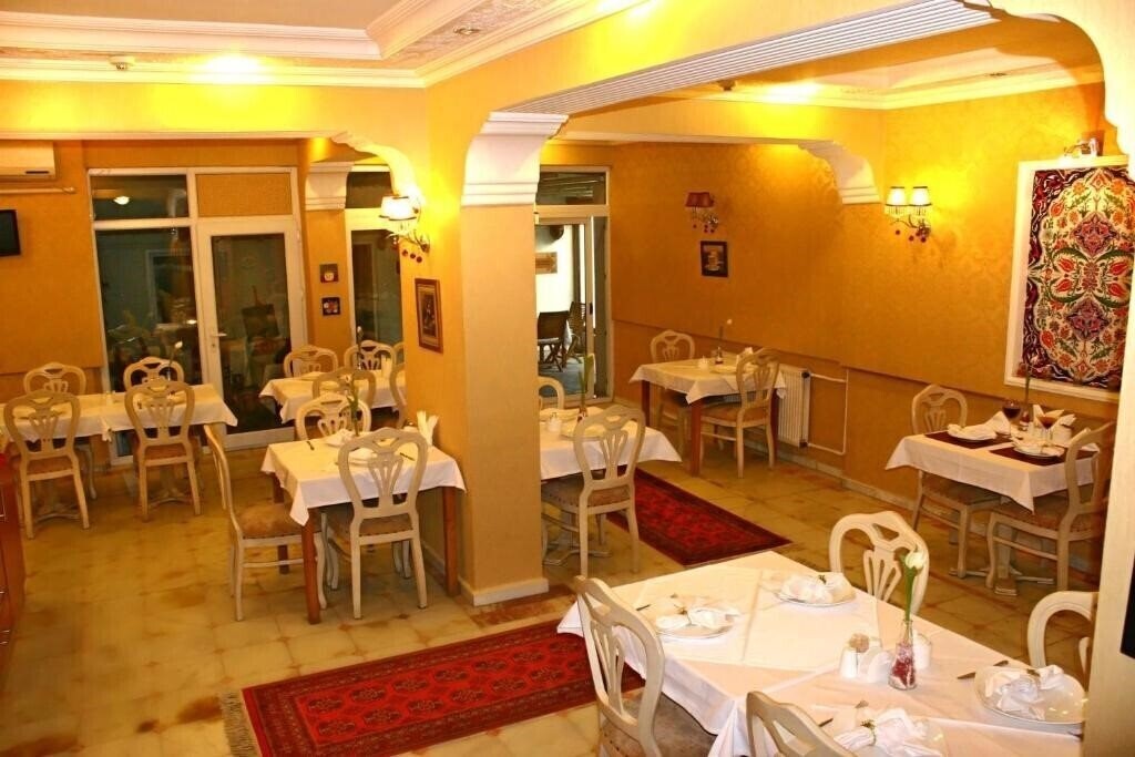 Готель Divas Hotel (ex. Diva`s, Divas Boutique) 3*