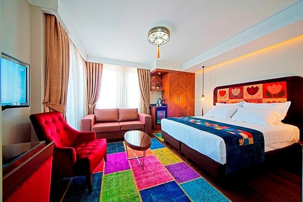 Готель Azade Suites 3*
