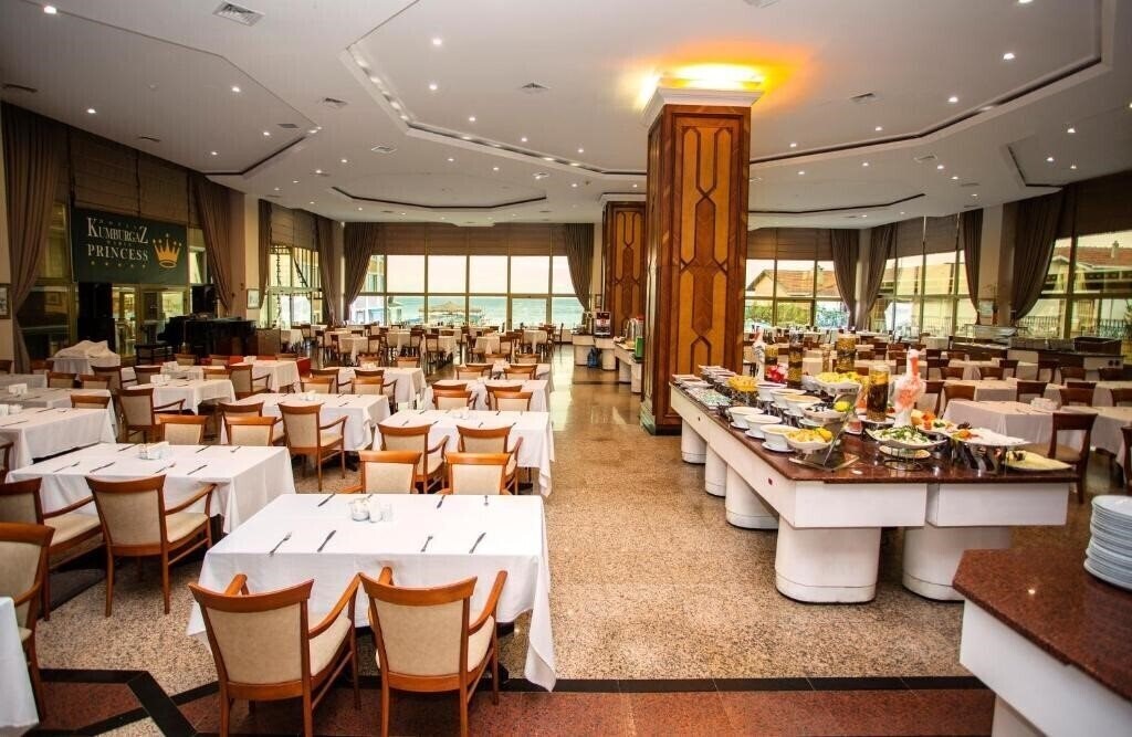 Zdjęcie Kumburgaz Marin Princess Hotel (ex. Аrtemis Marine Princess Hotel, Sheraton Maslak) 5*