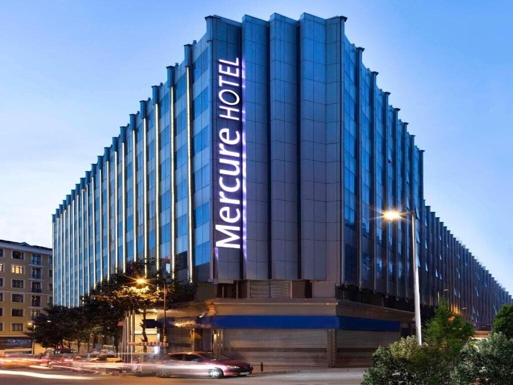 Hotel Mercure Istanbul Bomonti 5*