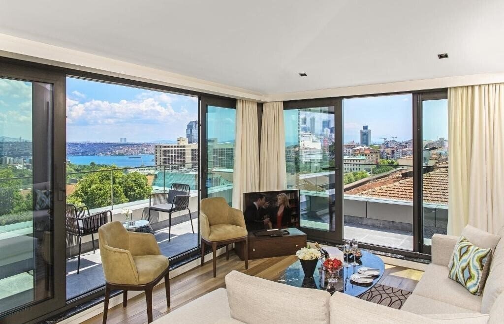 Фото Arts Hotel Istanbul (ex. Arts Hotel Harbiye Special Class, Arts Hotel Bosphorus Istanbul) 5*