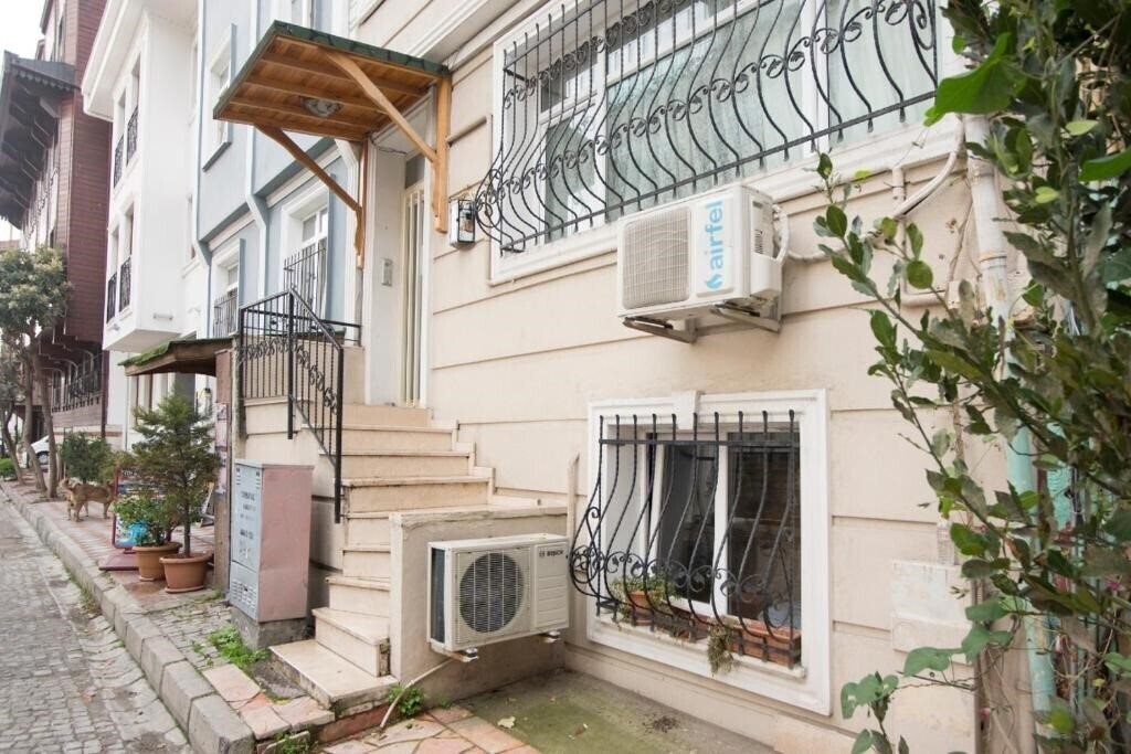 Hotel Berce Apartment & Suites 3*