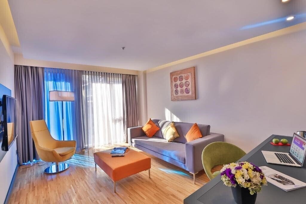 Zdjęcie Business Life Hotel Sisli (ex. Business Life Boutique Hotel) 4*