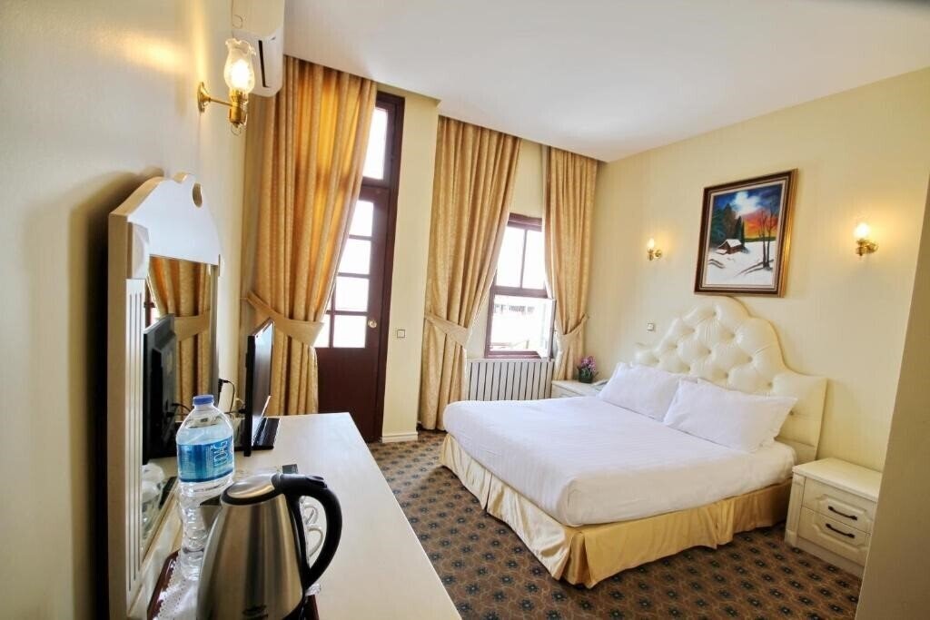 Фото Historia Hotel 3*