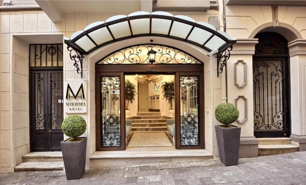 Зображення Mirrors Hotel 4*