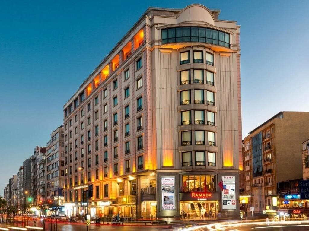 Hotel Ramada Plaza Istanbul City Center Hotel 5*