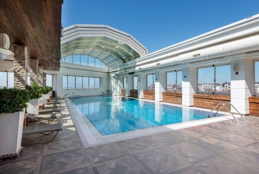 Zdjęcie Ramada Plaza Istanbul City Center Hotel 5*