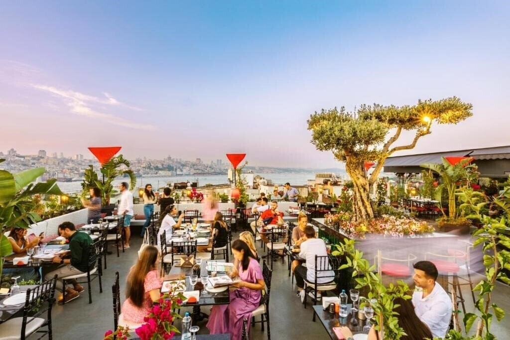 Hotel Seres Old City Hotel 4*