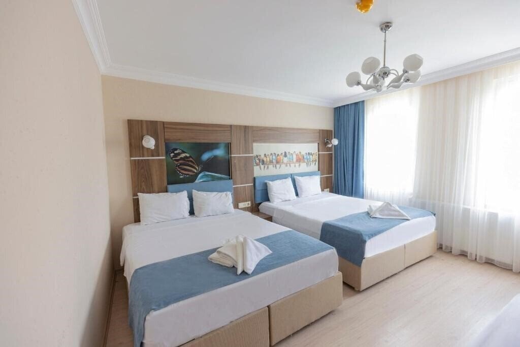 Zdjęcia De Maree Hotel 3*