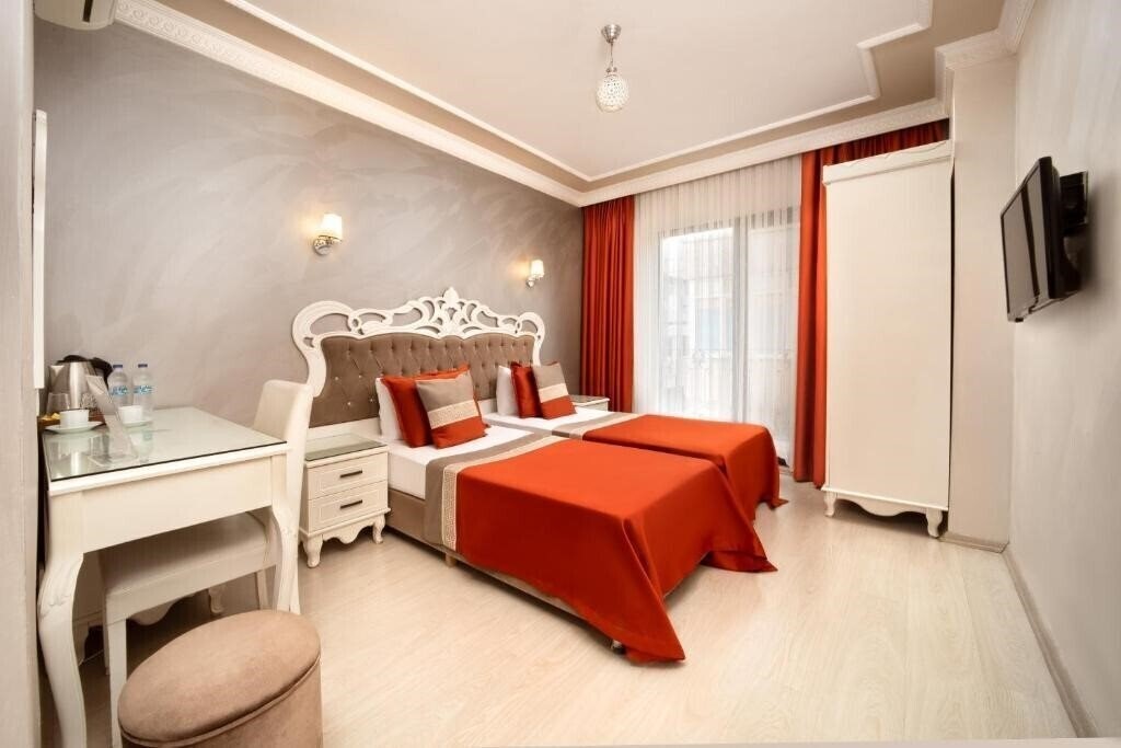 Готель Deluxe Newport Hotel Special Cat. 3*