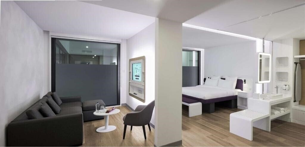 Фотографія Yotel Istanbul Airport Hotel 4*