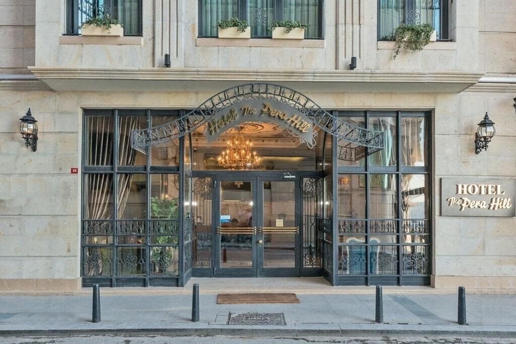 Hotel The Pera Hill 3*