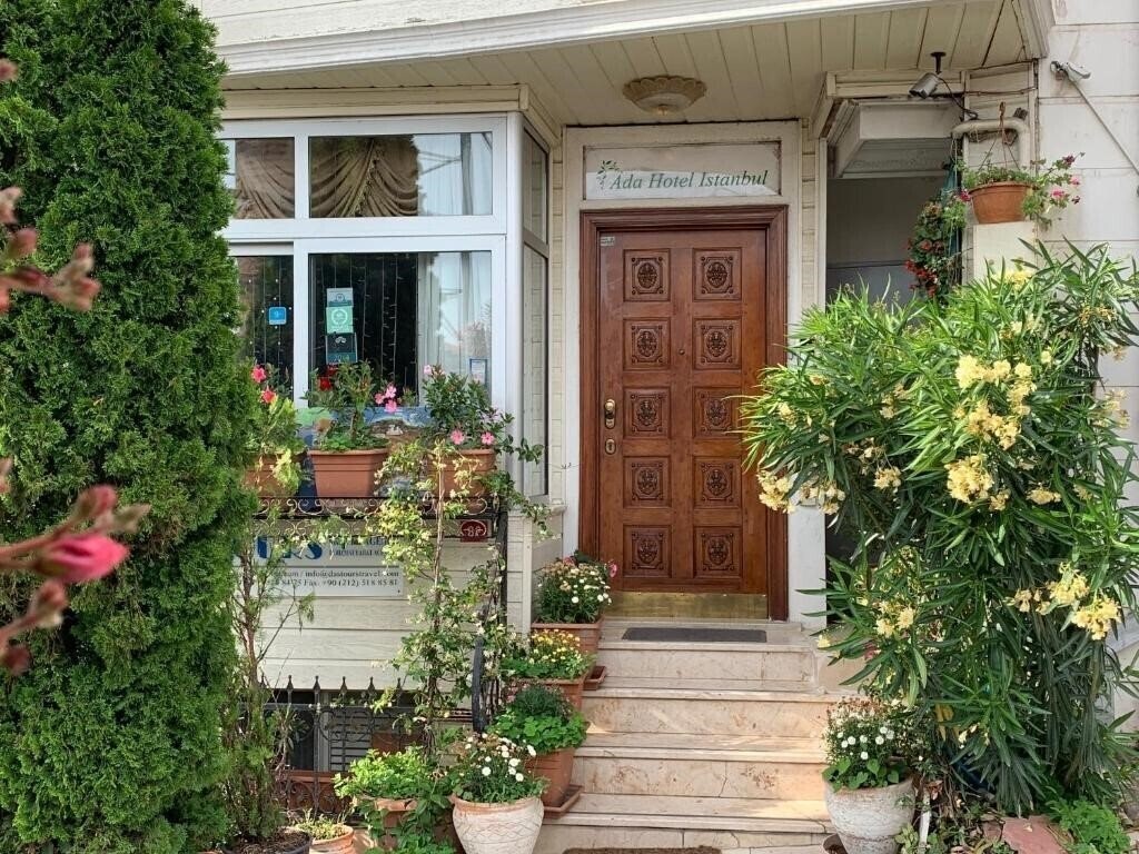 Готель Ada Hotel Istanbul 3*